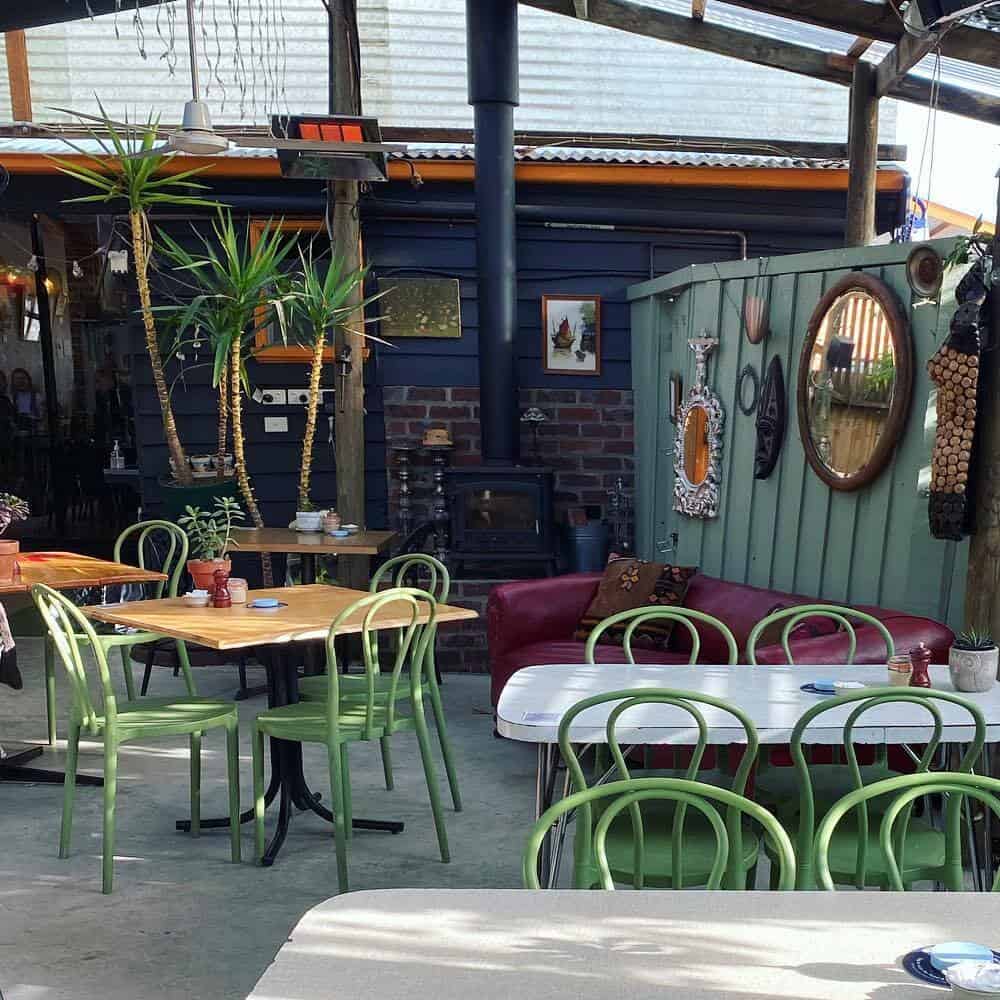 One of the outdoor dining area of a pet friendly cafe around Geelong and Surrounds in Melbourne